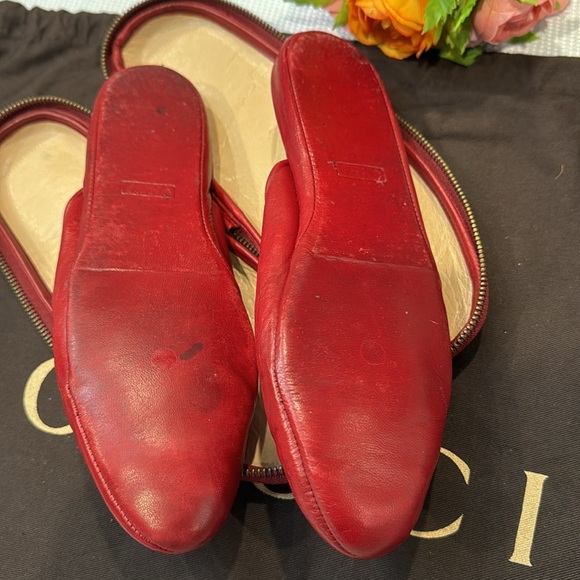 Authentic Gucci indoor slippers with case - Picture 3 of 13